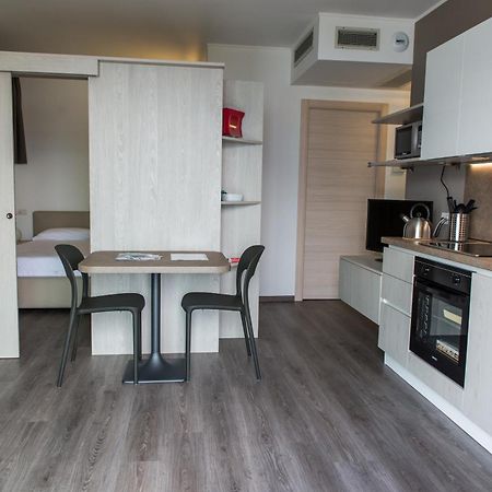 Residenza Luigina Apartment Varenna Ruang foto