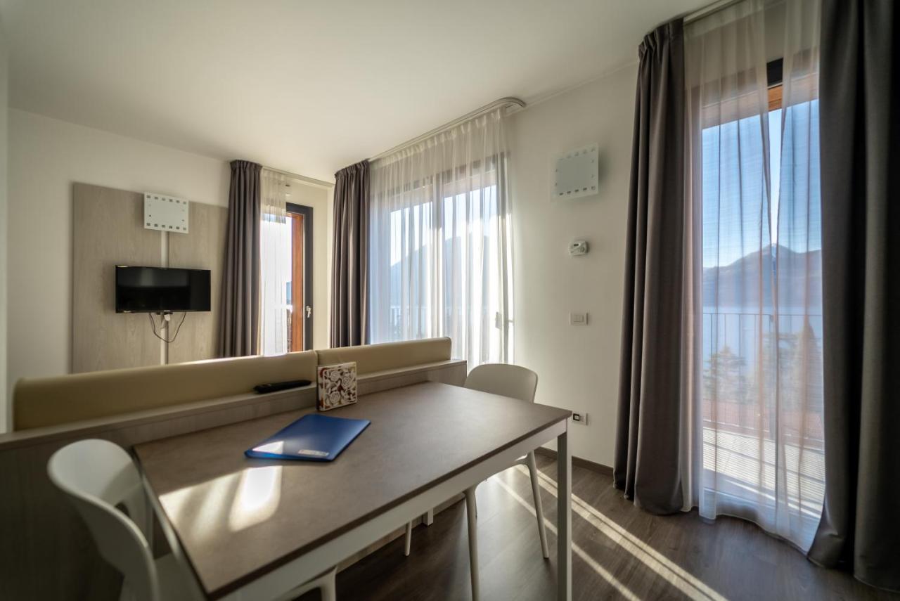 Residenza Luigina Apartment Varenna Bagian luar foto