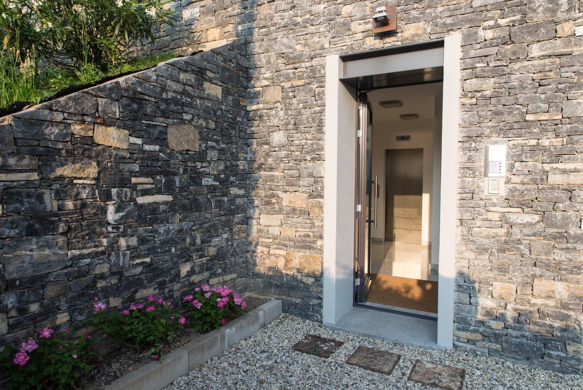 Residenza Luigina Apartment Varenna Bagian luar foto