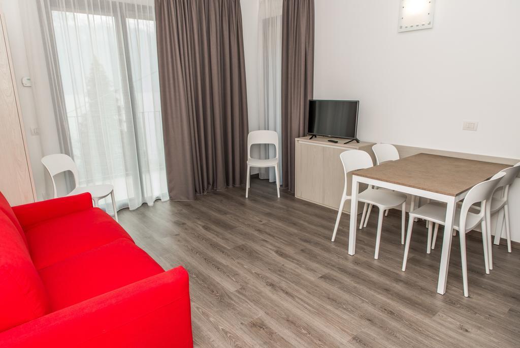 Residenza Luigina Apartment Varenna Ruang foto